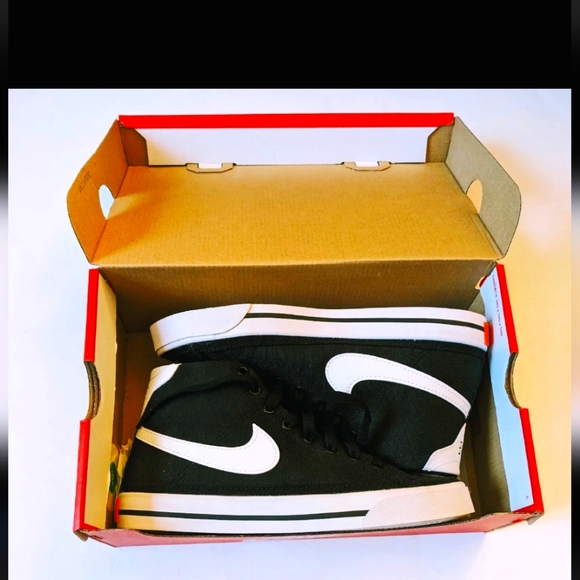 Size 7 - Nike Court Legacy Canvas Mid Black - DD0161-001 - Picture 2 of 6